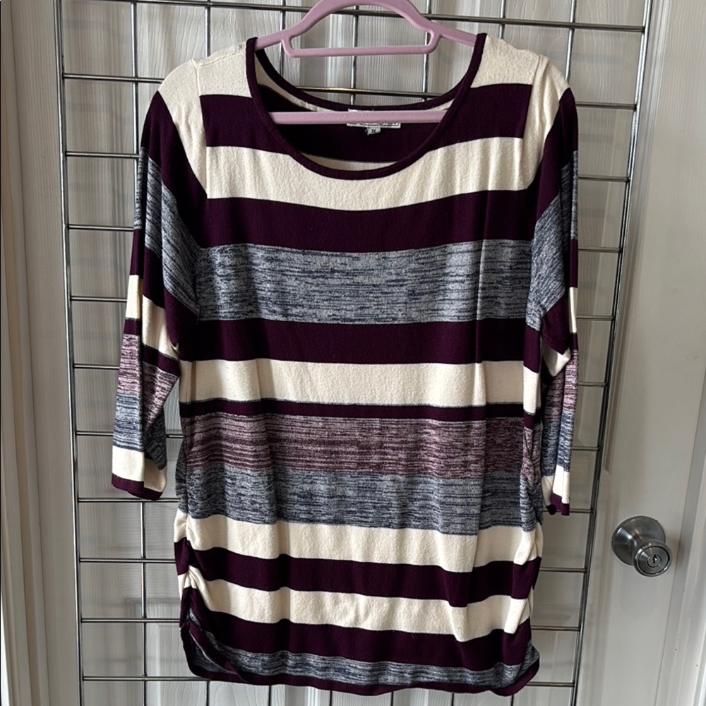 Plum and Cream 3/4 Sleeve Relaxed Tunic